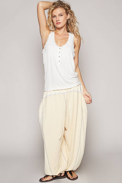 Scoop Neck Sleevleess Lace Trim Back Open Knit Top