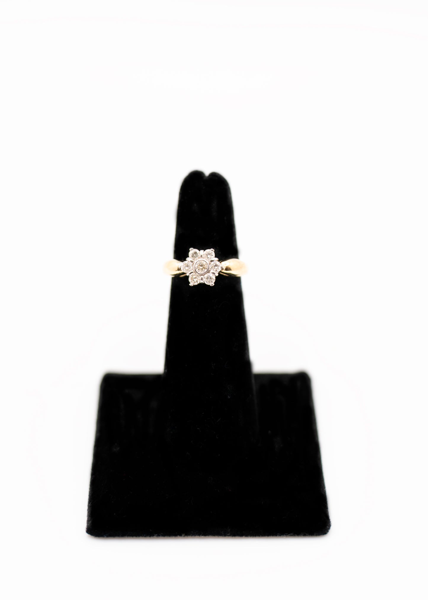 Vintage 14k Gold and Diamond Diamond Floral Daisy Ring